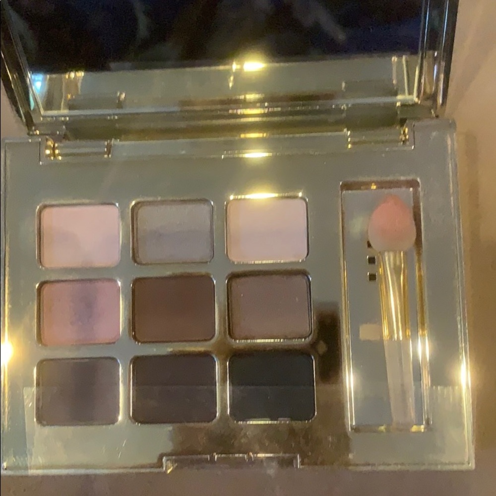 Estée Lauder eyeshadow